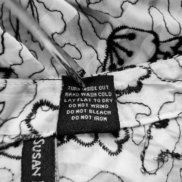 Susan Lawrence Black & White Floral Embroidered Sleeveless Flutter Trim Blouse M - Picture 7 of 9